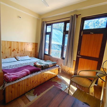 Trinity Homestay Kasol Dış mekan fotoğraf