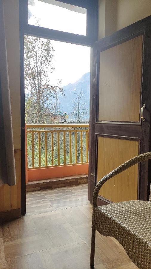 Trinity Homestay Kasol Dış mekan fotoğraf