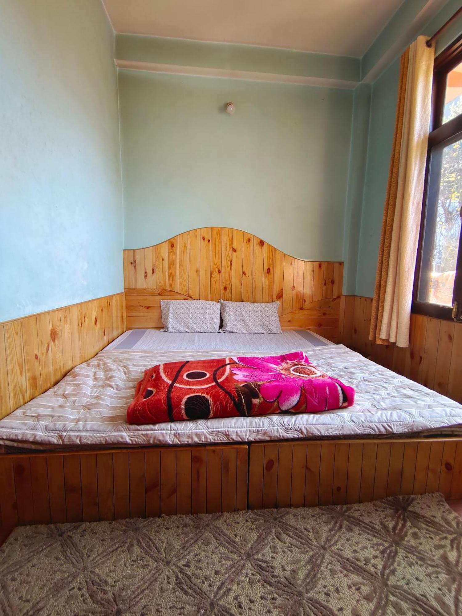 Trinity Homestay Kasol Dış mekan fotoğraf